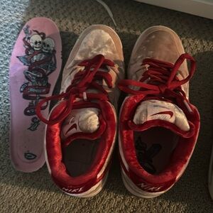 Lightly used, 8 1/2 velvet Nike dunks